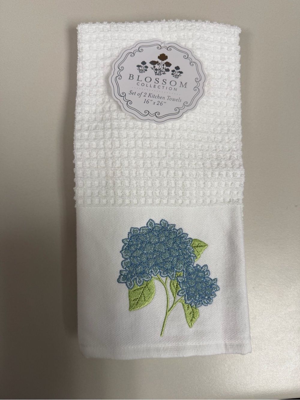 BC White Blue Green Embroidered Hydrangea Bouquet Patch Waffle Tea Towels